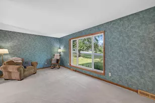 4507 Stonewood Dr, Middleton, WI 53562 - Photo 3