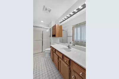 4507 Stonewood Drive, Middleton, WI 53562 - Photo 33