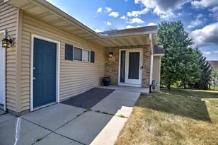 2211 Wood View Dr, Stoughton, WI 53589 - Photo 43