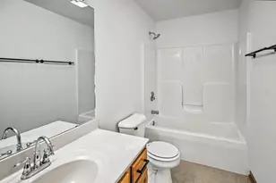 2211 Wood View Dr, Stoughton, WI 53589 - Photo 35