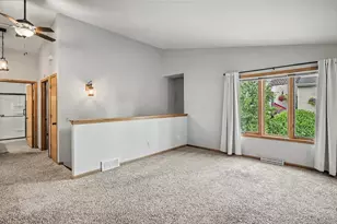 2211 Wood View Dr, Stoughton, WI 53589 - Photo 5