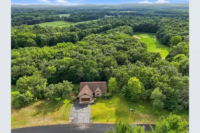 E9265 Pebblebeach Drive, Wisconsin Dells, WI 53965 - Photo 17