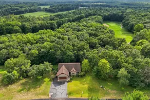 E9265 Pebblebeach Dr, Wisconsin Dells, WI 53965 - Photo 17