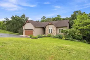 E9265 Pebblebeach Dr, Wisconsin Dells, WI 53965 - Photo 3