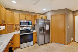 1004 Gomer Dr, Beaver Dam, WI 53916 - Photo 13