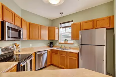 59 S Gardens Way, Fitchburg, WI 53711 - Photo 11