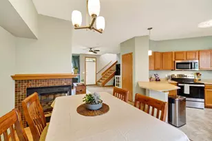 59 S Gardens Way, Fitchburg, WI 53711 - Photo 9