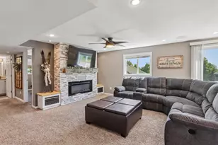 809 Brookstone Crest, Mount Horeb, WI 53572 - Photo 43