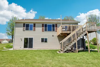 809 Brookstone Crest, Mount Horeb, WI 53572 - Photo 3