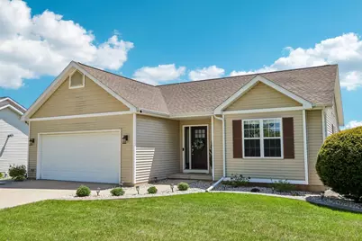 809 Brookstone Crest, Mount Horeb, WI 53572 - Photo 1