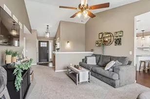 809 Brookstone Crest, Mount Horeb, WI 53572 - Photo 15