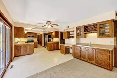 W248S6845 Sugar Maple Drive, Waukesha, WI 53189 - Photo 19