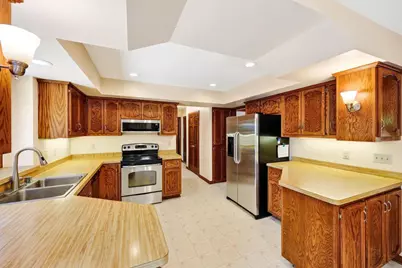 W248S6845 Sugar Maple Drive, Waukesha, WI 53189 - Photo 23