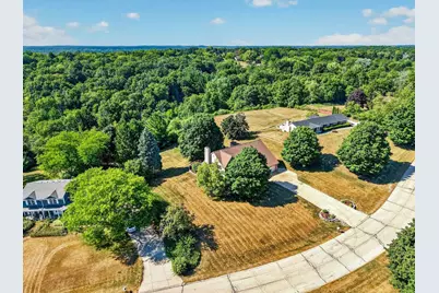 W248S6845 Sugar Maple Drive, Waukesha, WI 53189 - Photo 67