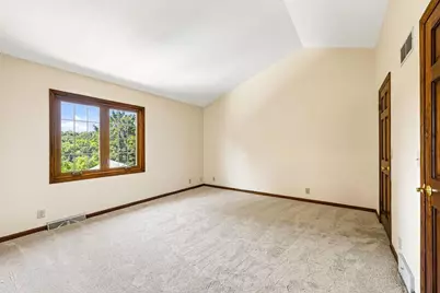 W248S6845 Sugar Maple Drive, Waukesha, WI 53189 - Photo 37