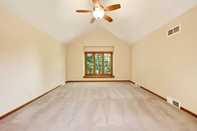 W248S6845 Sugar Maple Drive, Waukesha, WI 53189 - Photo 7