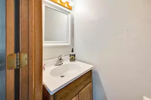 505 East Bluff, Madison, WI 53704 - Photo 13
