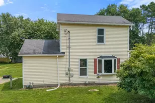 422 Ridge St, Baraboo, WI 53913 - Photo 33