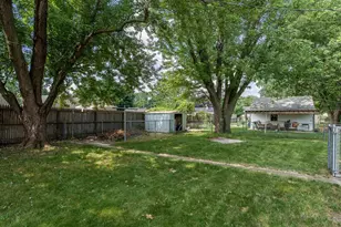 1538 Vernon Ave, Beloit, WI 53511 - Photo 5