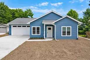 236 W 2nd St, Reedsburg, WI 53959 - Photo 41