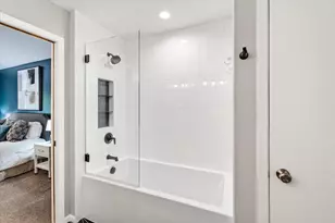7116 Applewood Dr, Madison, WI 53719 - Photo 29