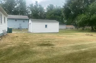 850 E Briar Ln, Beloit, WI 53511 - Photo 3