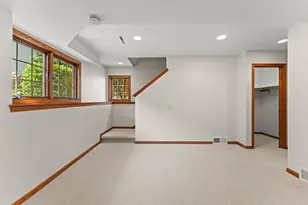 1038 N Thompson Dr, Madison, WI 53704 - Photo 31
