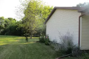 109 Pleasant St, North Freedom, WI 53951 - Photo 31