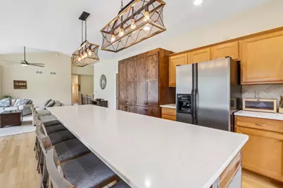W13887 Bannan Court, Prairie Du Sac, WI 53578 - Photo 17