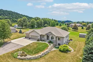 W13887 Bannan Ct, Prairie Du Sac, WI 53578 - Photo 69