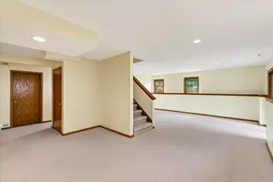 5009 Sycamore Ave, Madison, WI 53704 - Photo 19