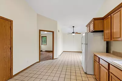 5009 Sycamore Avenue, Madison, WI 53704 - Photo 7