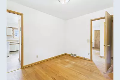 1710 Thackeray Road, Madison, WI 53704 - Photo 17