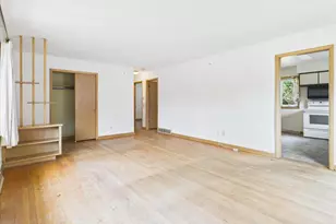 1710 Thackeray Rd, Madison, WI 53704 - Photo 9