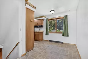 1307 17th St, Brodhead, WI 53520 - Photo 9