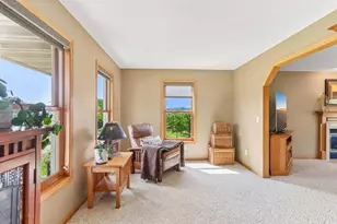 8437 Ellington Way, Middleton, WI 53562 - Photo 9