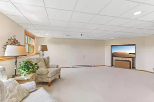 8437 Ellington Way, Middleton, WI 53562 - Photo 45