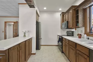 209 W Walnut St, Ridgeville, WI 53533 - Photo 17