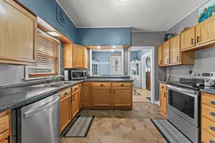 220 3rd St, Baraboo, WI 53913 - Photo 13