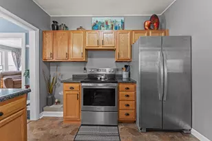 220 3rd St, Baraboo, WI 53913 - Photo 15