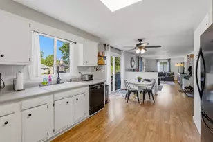 708 Mary St, Beaver Dam, WI 53916 - Photo 5