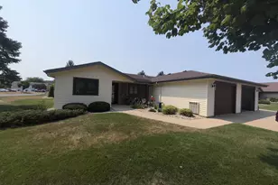 3004 S Petunia Ln, Beloit, WI 53511 - Photo 29