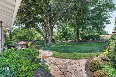 615 Sussex Drive, Janesville, WI 53546 - Photo 47