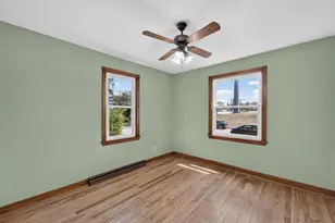 107 Grove St, Sun Prairie, WI 53590 - Photo 11