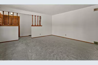 410 Dempsey Road, Madison, WI 53714 - Photo 5