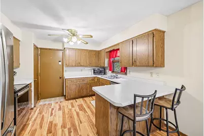 200 Tower Drive, Sun Prairie, WI 53590 - Photo 7