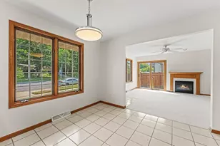 1038 N Thompson Dr, Madison, WI 53704 - Photo 15