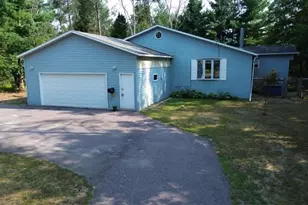 W5633 Deer Park Dr, New Lisbon, WI 53950 - Photo 3