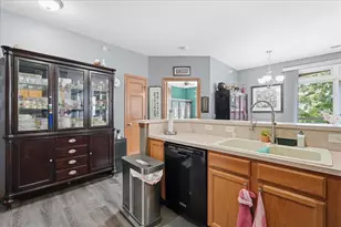 121 Metro Terrace, Madison, WI 53718 - Photo 13