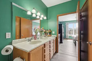 121 Metro Terrace, Madison, WI 53718 - Photo 19